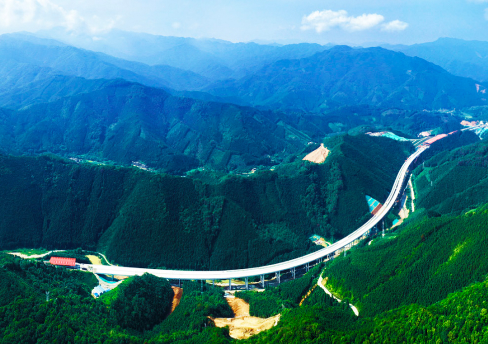 連山至賀州公路（廣西段）施工圖勘察設計