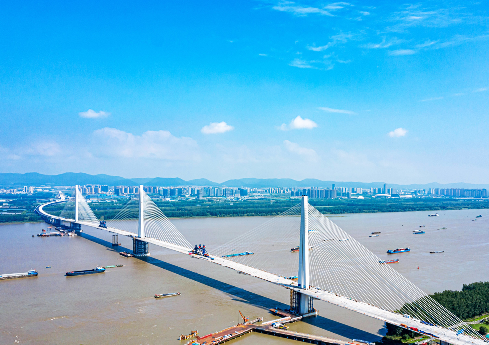 南京長江第五大橋設計階段安全性評價