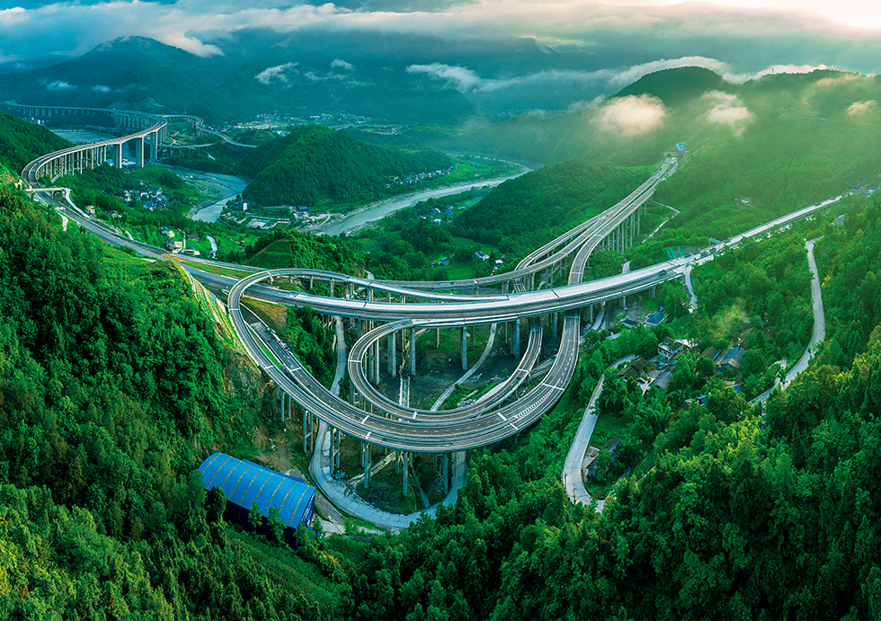 四川省高速公路發展創新投融資模式研究